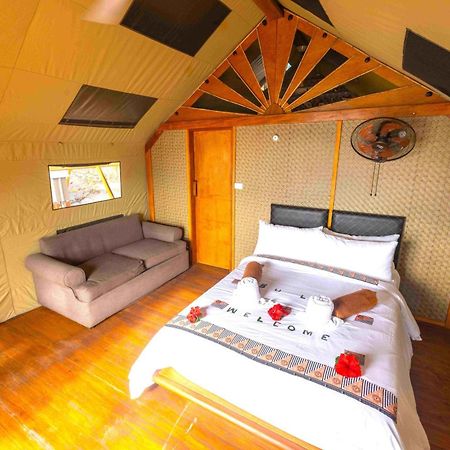 Barefoot Kuata Island Resort Exterior foto