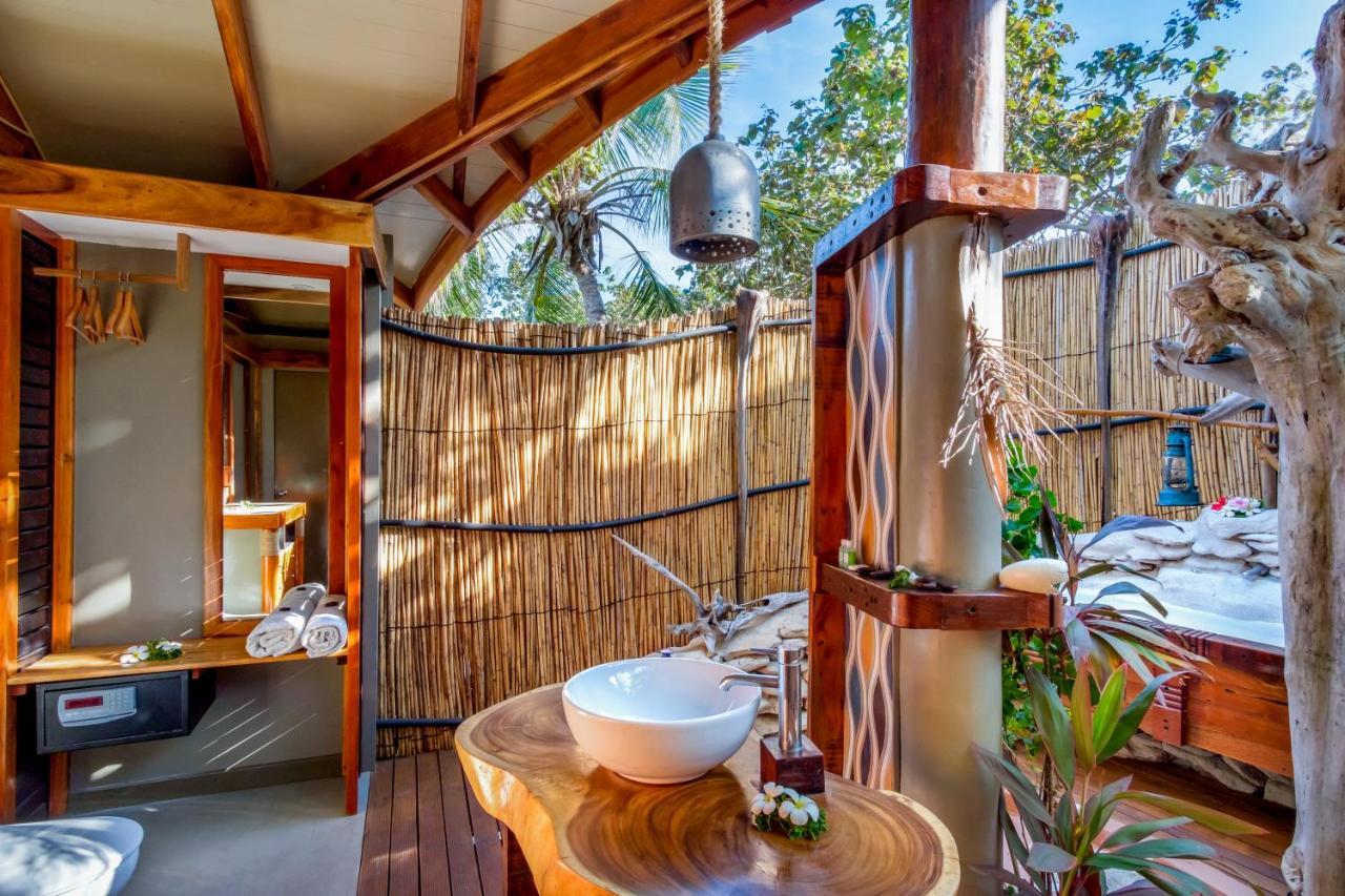 Barefoot Kuata Island Resort Exterior foto