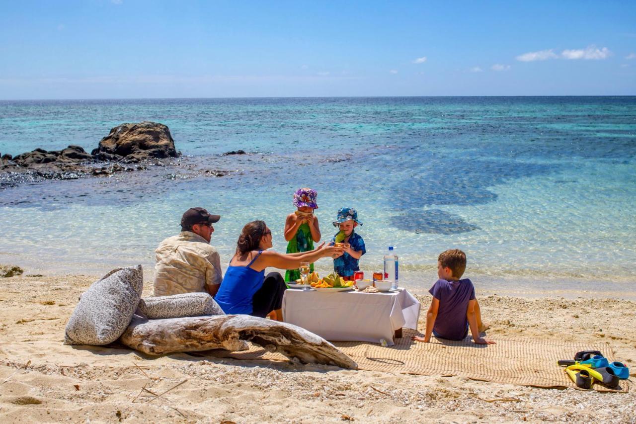 Barefoot Kuata Island Resort Exterior foto