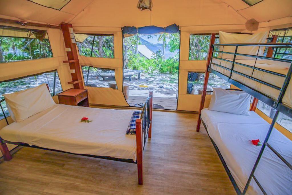 Barefoot Kuata Island Resort Exterior foto