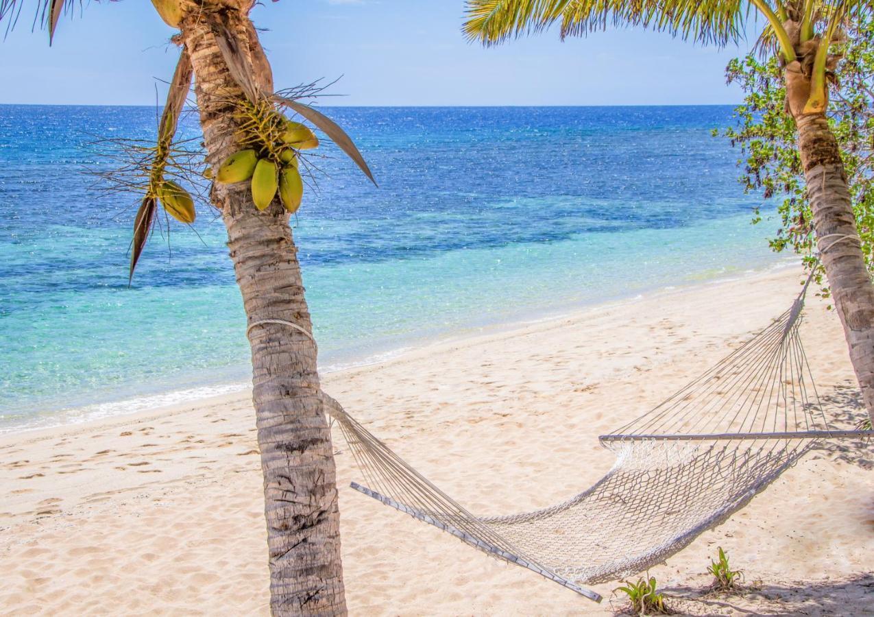 Barefoot Kuata Island Resort Exterior foto