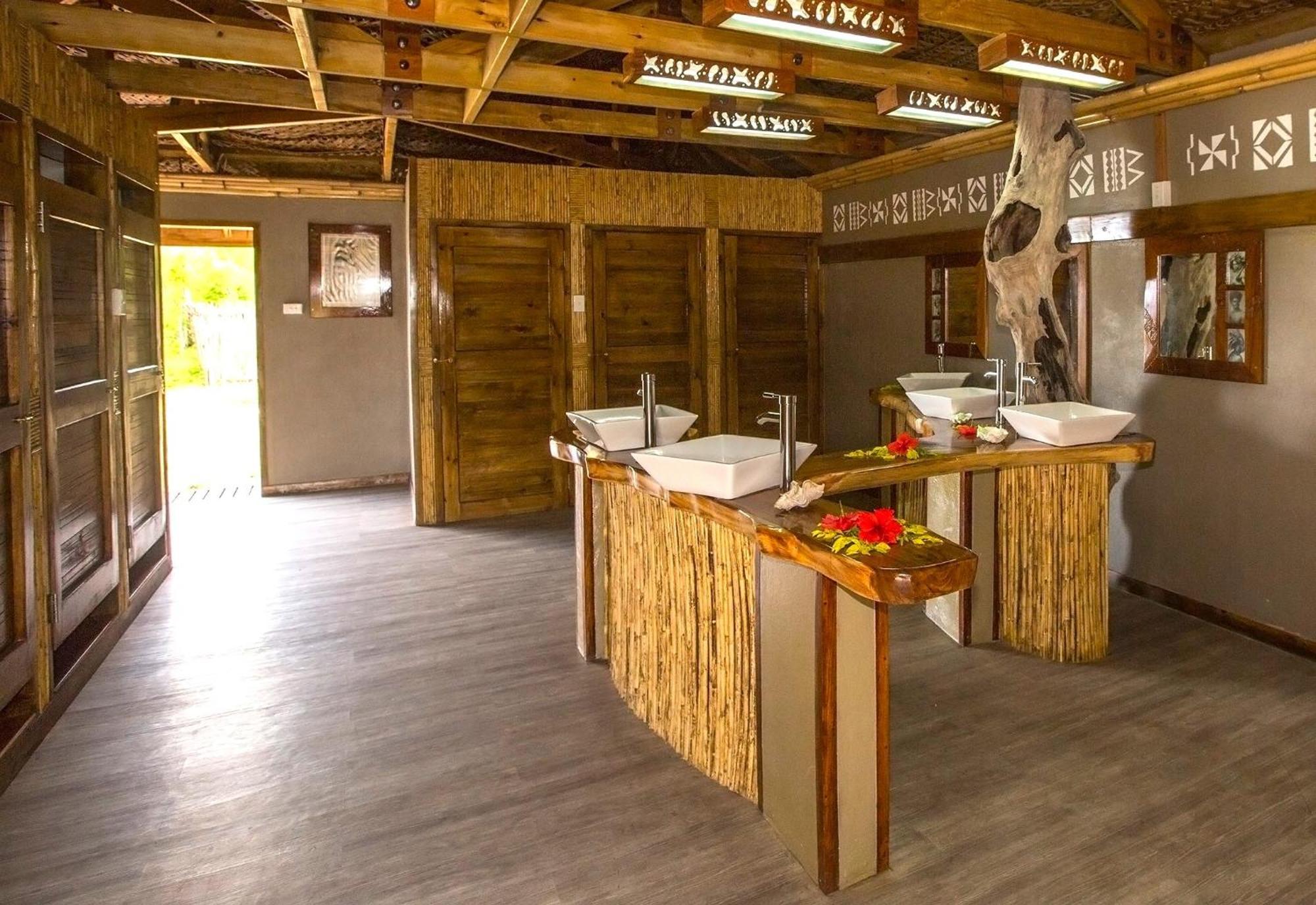Barefoot Kuata Island Resort Exterior foto