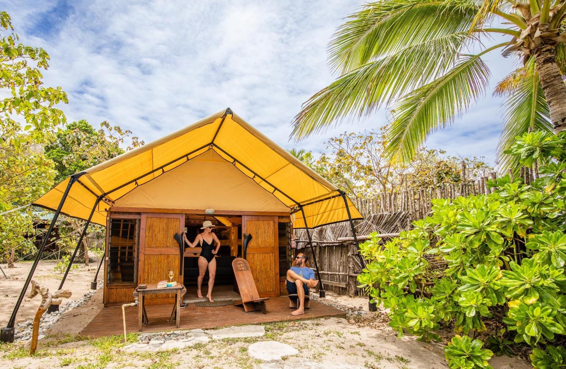 Barefoot Kuata Island Resort Exterior foto